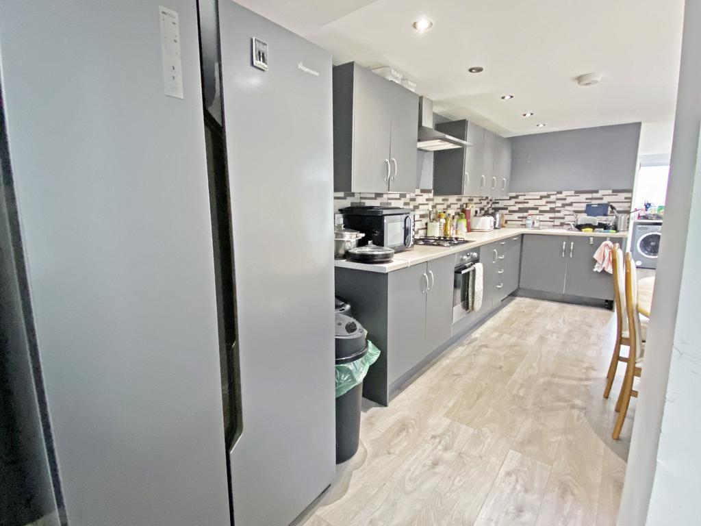 Kitchen 47 Elm a