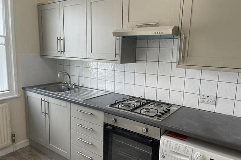 1 bedroom flat to rent, Hewlett Road, Cheltenham