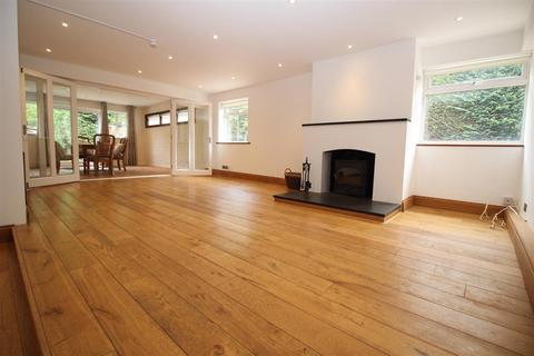 5 bedroom detached house for sale, Turners Hill Road, Crawley