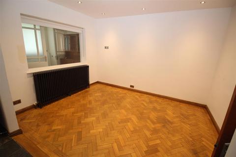 5 bedroom detached house for sale, Turners Hill Road, Crawley