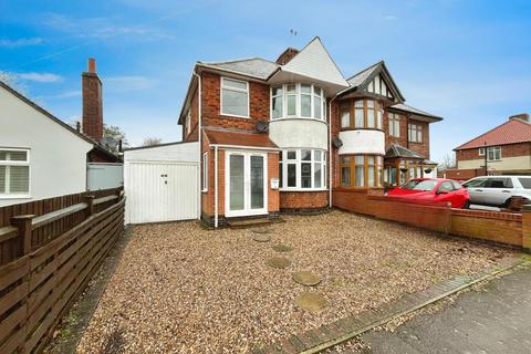 3 bedroom semi-detached house for sale, Shakespeare Drive, Leicestershire LE3