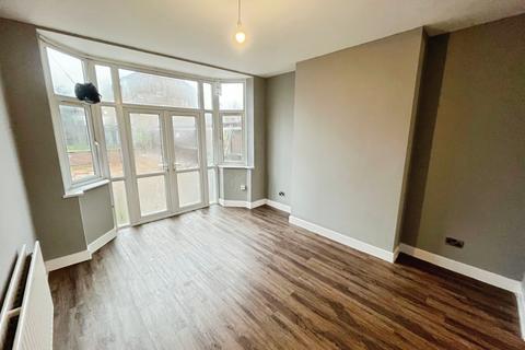 3 bedroom semi-detached house for sale, Shakespeare Drive, Leicestershire LE3