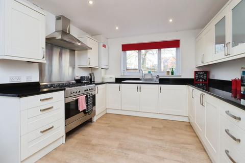 4 bedroom semi-detached house for sale, Richmond Drive, Shrewsbury SY3