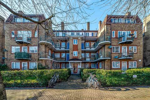 3 bedroom maisonette for sale, Acorn Walk, London SE16