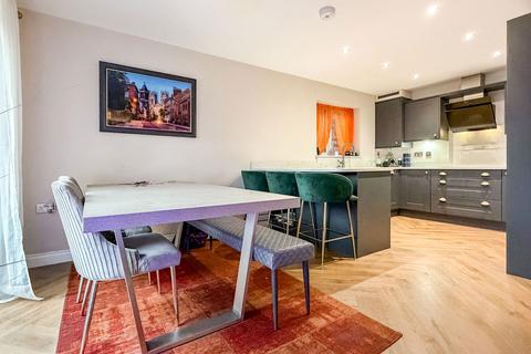 4 bedroom semi-detached house for sale, Romney Drive, Hull HU17