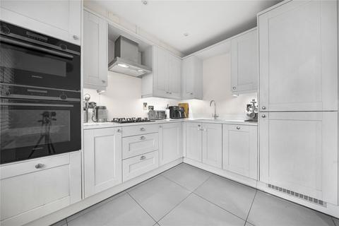 2 bedroom semi-detached house for sale, Kings Court, Woking GU24