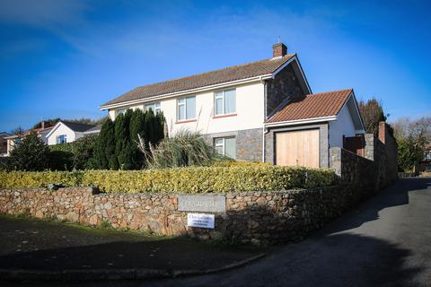 4 bedroom property for sale, 12 Le Clos Galliotte, St Martin's, Guernsey, GY4