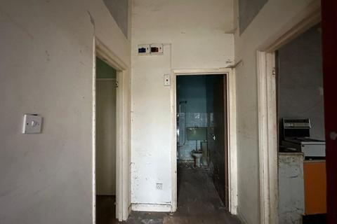 2 bedroom flat for sale, Flat 2 October House, 26 Birdhurst Rise, South Croydon, Surrey, CR2 7ED