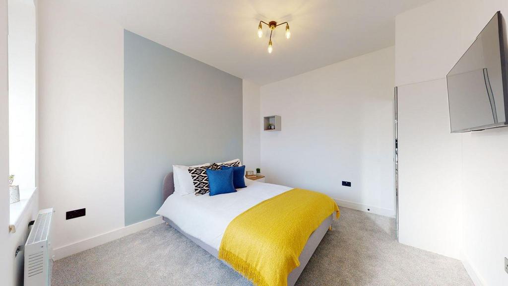 Flat 3 74 monthermer 4.jpg