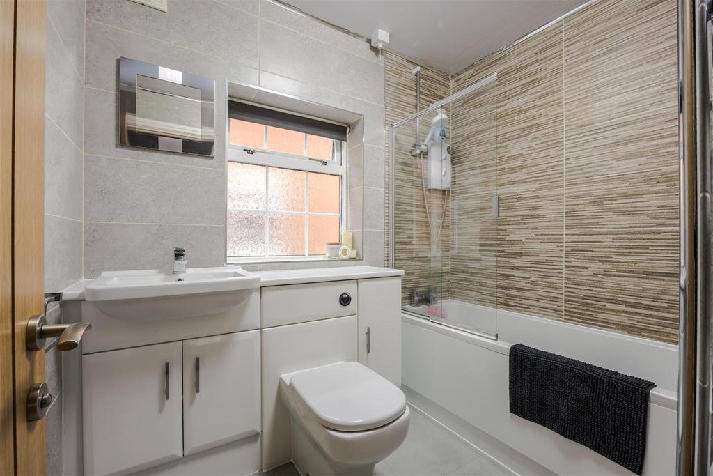 Family bathroom