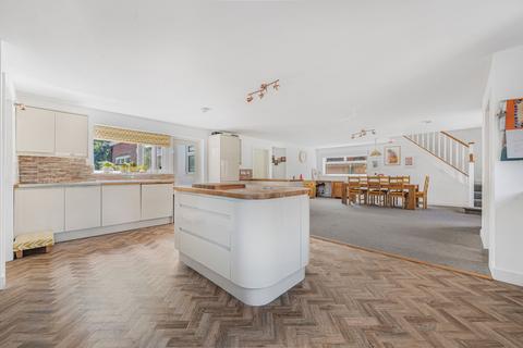 undefined, Dryden Way, Liphook, GU30