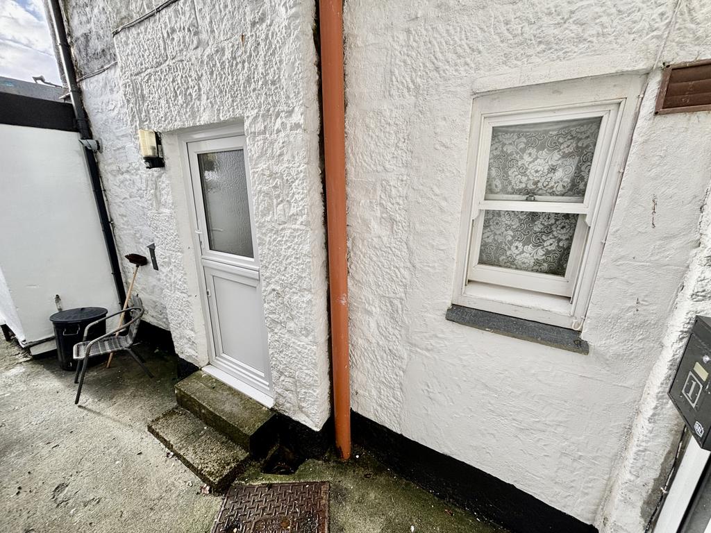 Studio Flat for Sale