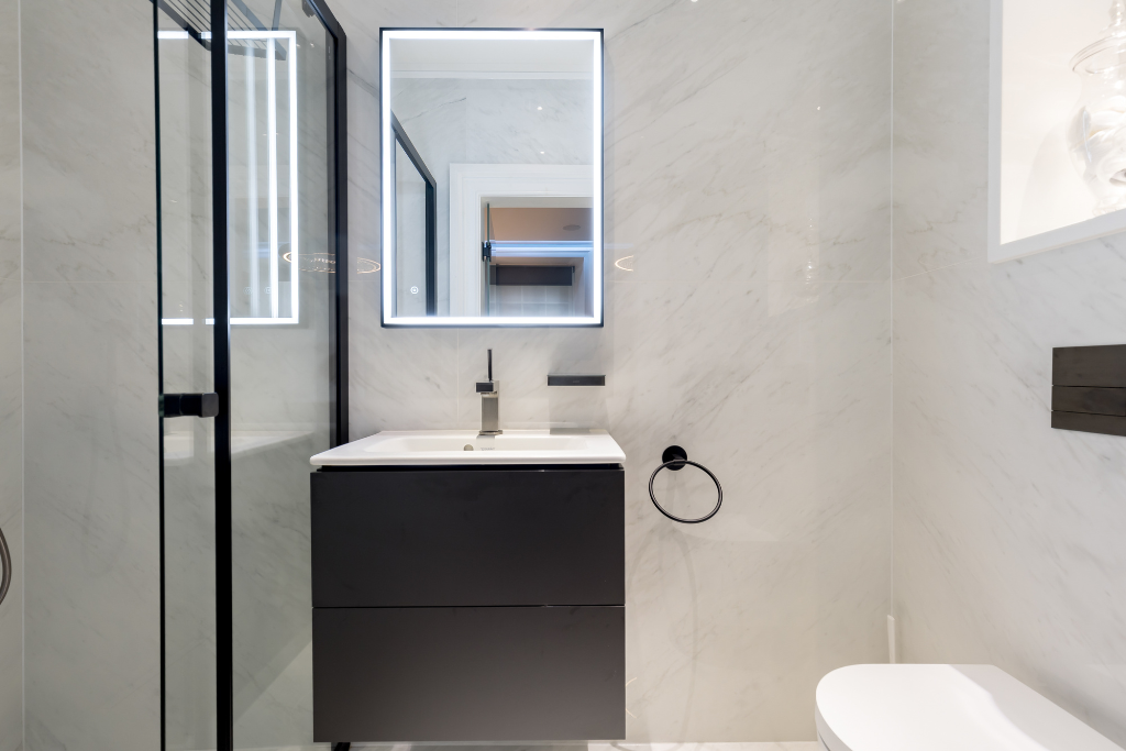 10 A Moray Place - Bathroom