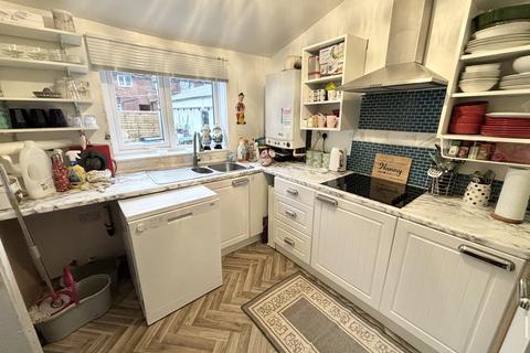 2 bedroom bungalow for sale, Lyddesdale Avenue, Cleveleys FY5