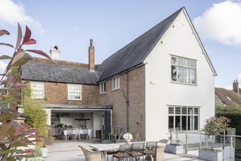 5 bedroom house for sale, High Street, Whitchurch
