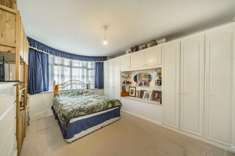 3 bedroom end of terrace house for sale, Bishops Park Road, London