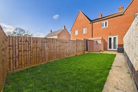 2 bedroom terraced house for sale, Hereford Close, Towcester, NN12