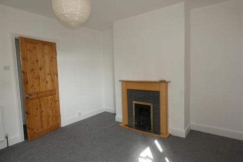2 bedroom flat to rent, Avondale Road, Byker