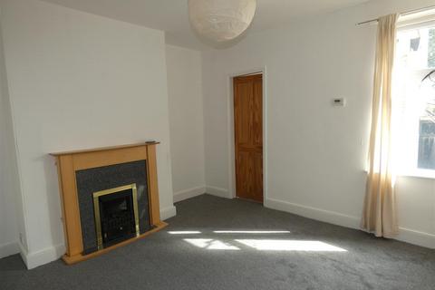 2 bedroom flat to rent, Avondale Road, Byker