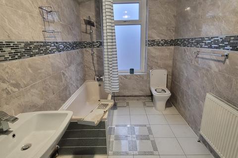 undefined, Hollings Road, BD8 8NU