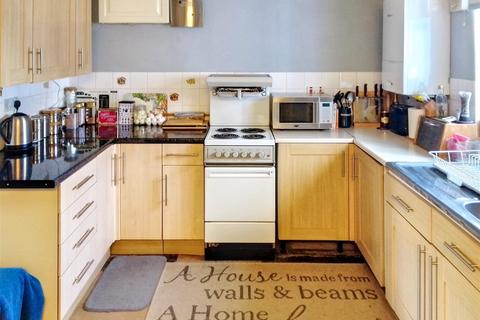 2 bedroom end of terrace house for sale, Addison Terrace, Gillingham