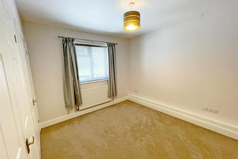 undefined, The Broadway, Haywards Heath, West Sussex, RH16 3AL