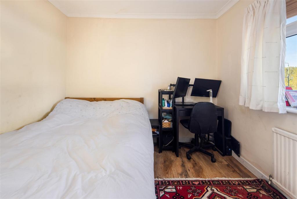10 Bedroom 3.jpg
