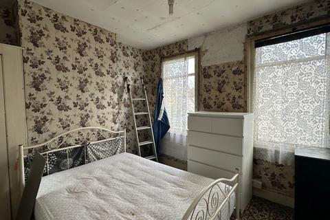 3 bedroom terraced house for sale, 24 Maiden Road, Stratford, London, E15 4EZ