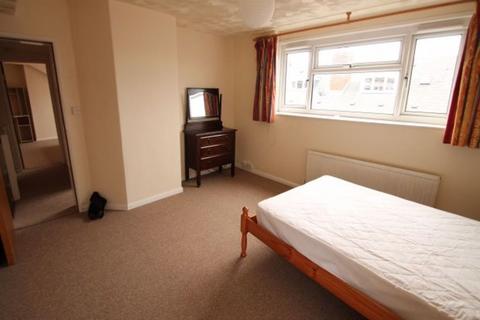 4 bedroom house to rent, Kelsall Road, Leeds LS6