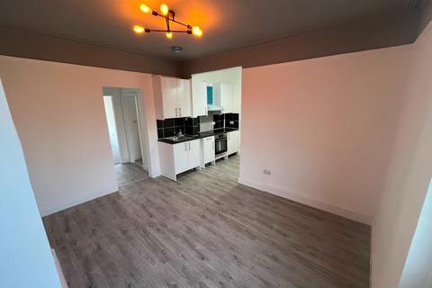 2 bedroom flat to rent, The Polygon, Southampton