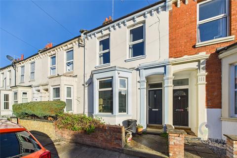 Lutterworth Road, Abington, Northampton NN1