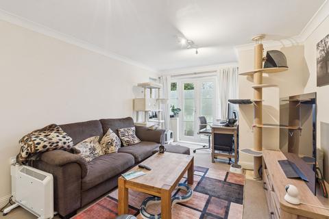 2 bedroom flat for sale, London Road, High Wycombe HP10