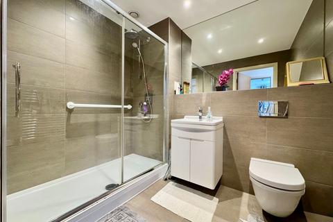 2 bedroom flat for sale, Alpine Road, Cypress Court, NW9