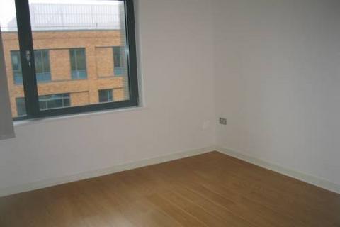 1 bedroom flat to rent - MAIDENHEAD - TOWN CENTRE