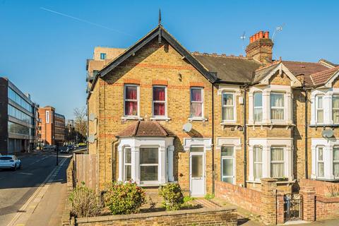Montague Road, Hounslow TW3