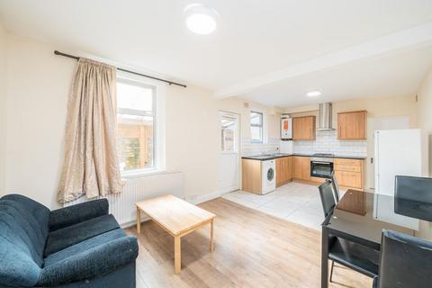 undefined, Montague Road, Hounslow TW3