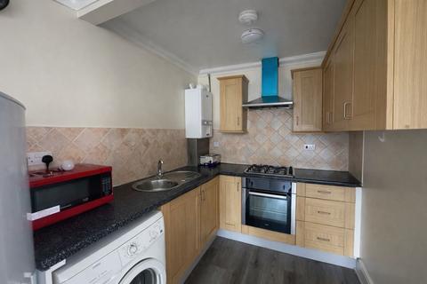 2 bedroom apartment to rent, Amersham Road, High Wycombe