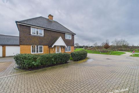 4 bedroom detached house for sale, Porter Lane, Kingsbrook