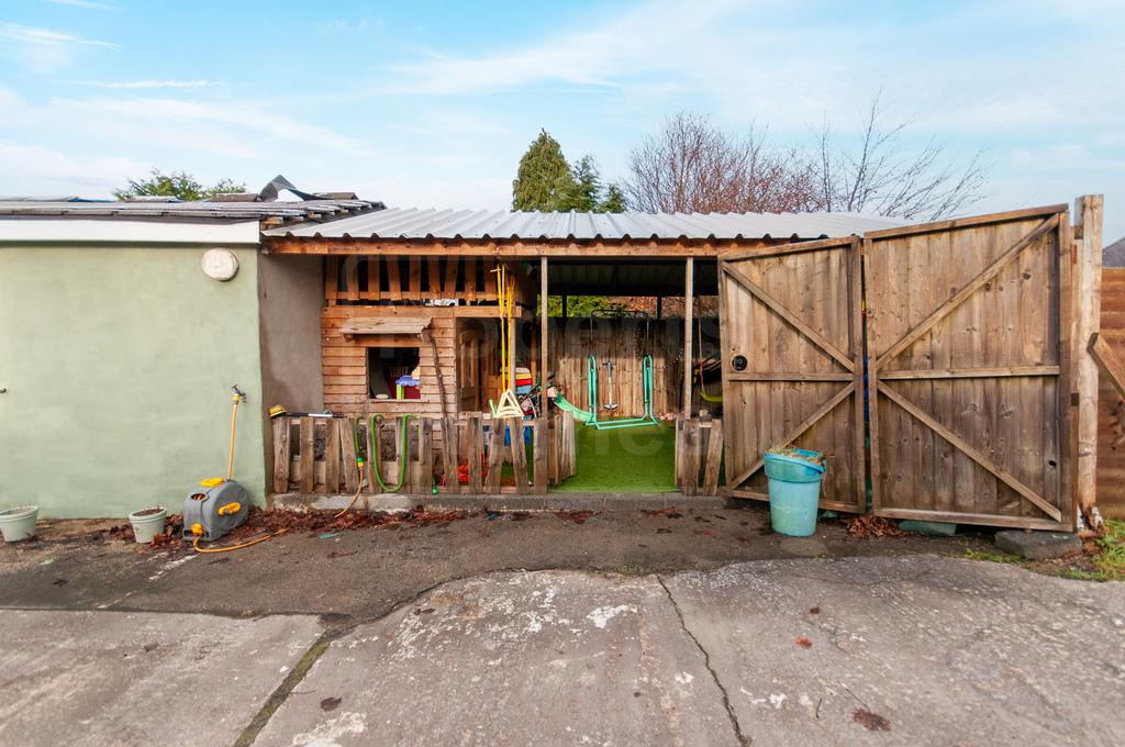 Outbuilding