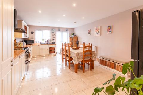 5 bedroom detached house for sale, New Road, Ystradowen, Swansea