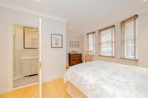 2 bedroom flat for sale, Paddington Street, London W1U
