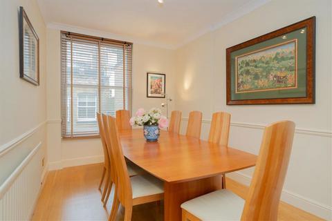 2 bedroom flat for sale, Paddington Street, London W1U