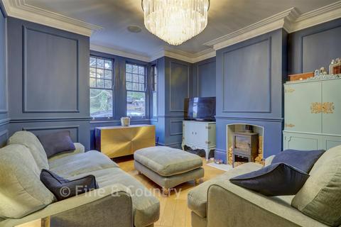 3 bedroom semi-detached house for sale, York Hill, Loughton, Essex