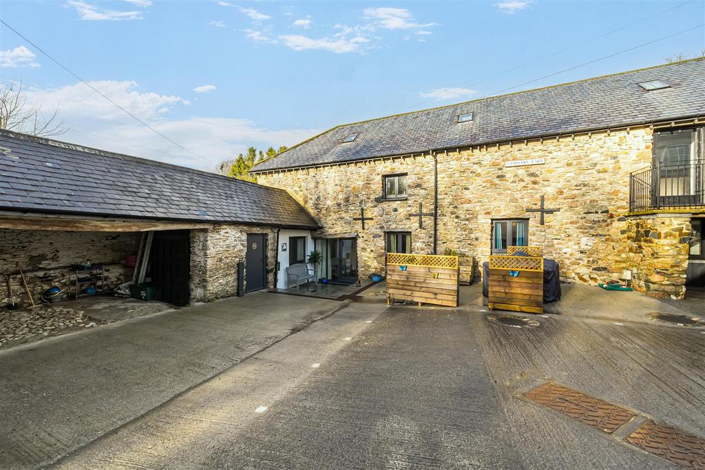 West Barn Courtyard.jpg