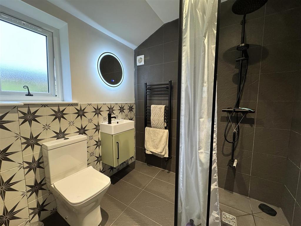 Ensuite.jpg