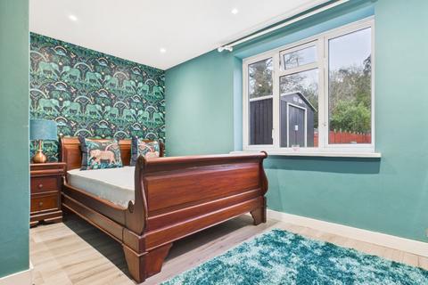 undefined, Rickford Hill, Guildford GU3