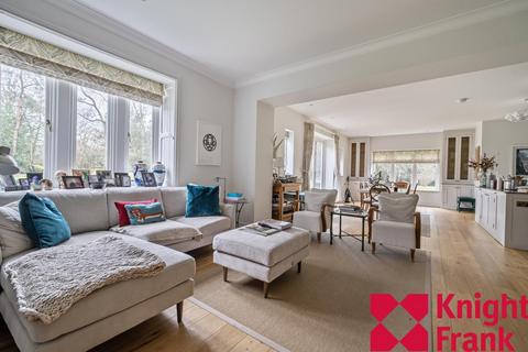 4 bedroom detached house to rent, Drift Road, Winkfield, Windsor, Berkshire, SL4
