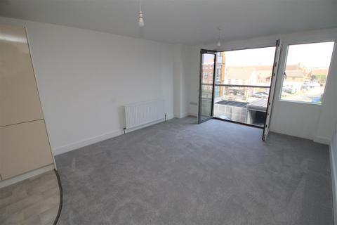 2 bedroom apartment to rent, Orchard Plaza, High Street, Poole