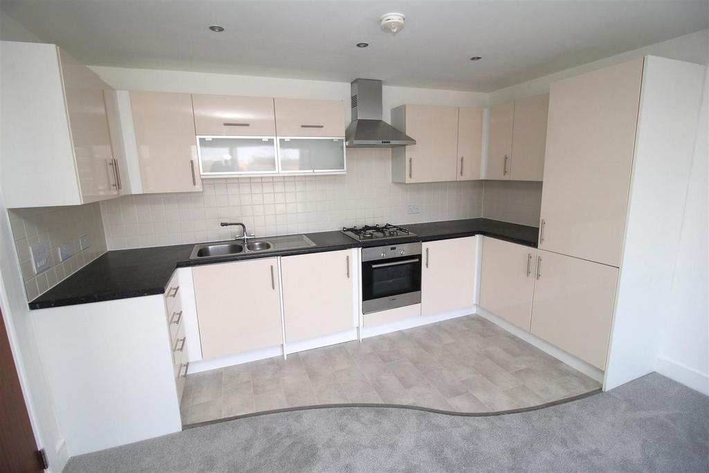Kitchen 2.JPG