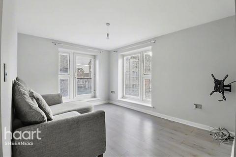 2 bedroom flat for sale, Myrtle Road, Sheerness